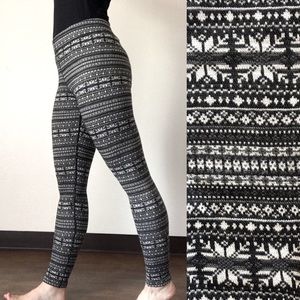 Cozy Winter Design Wool Leggings ❄️